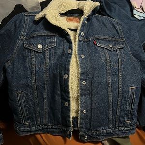 Levis Sherpa jacket